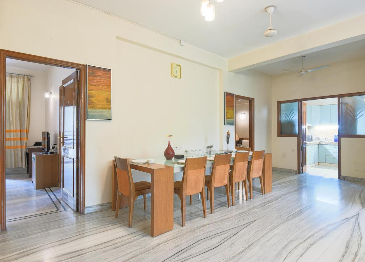 Bedchambers Serviced Apartments - Artemis Hospital Gurgaon Bagian luar foto