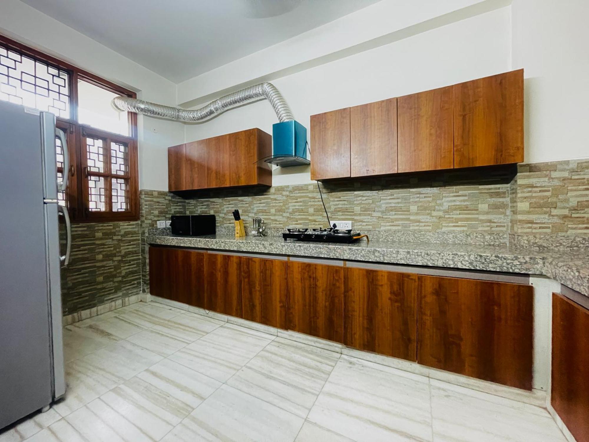 Bedchambers Serviced Apartments - Artemis Hospital Gurgaon Bagian luar foto