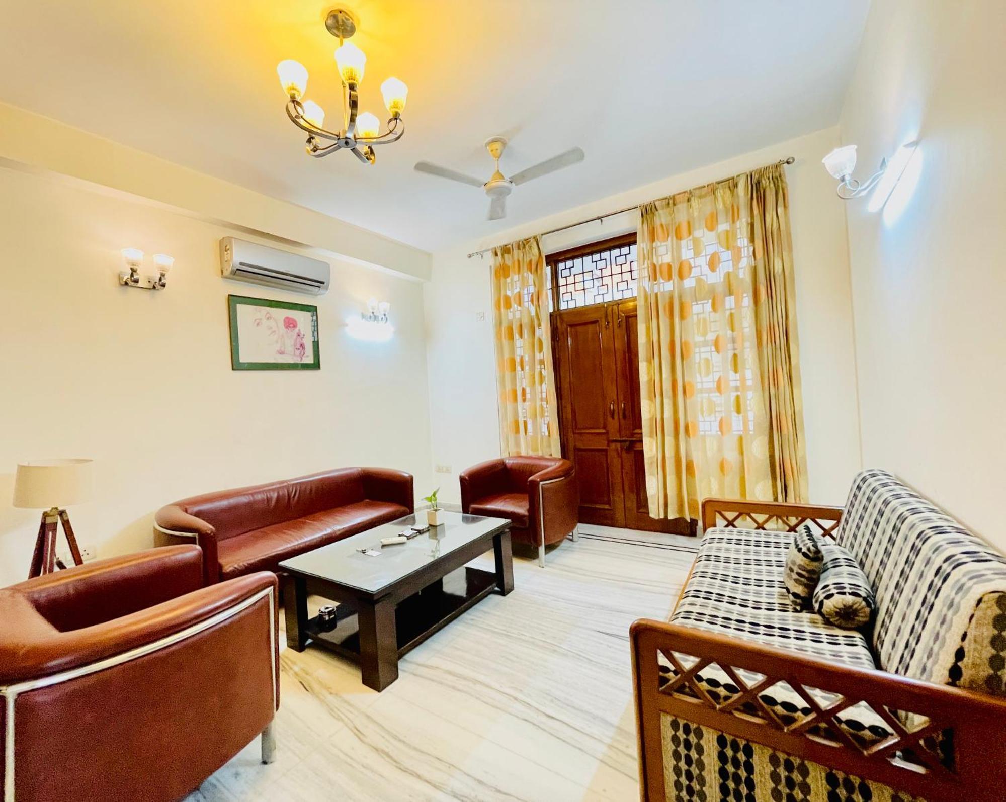 Bedchambers Serviced Apartments - Artemis Hospital Gurgaon Bagian luar foto